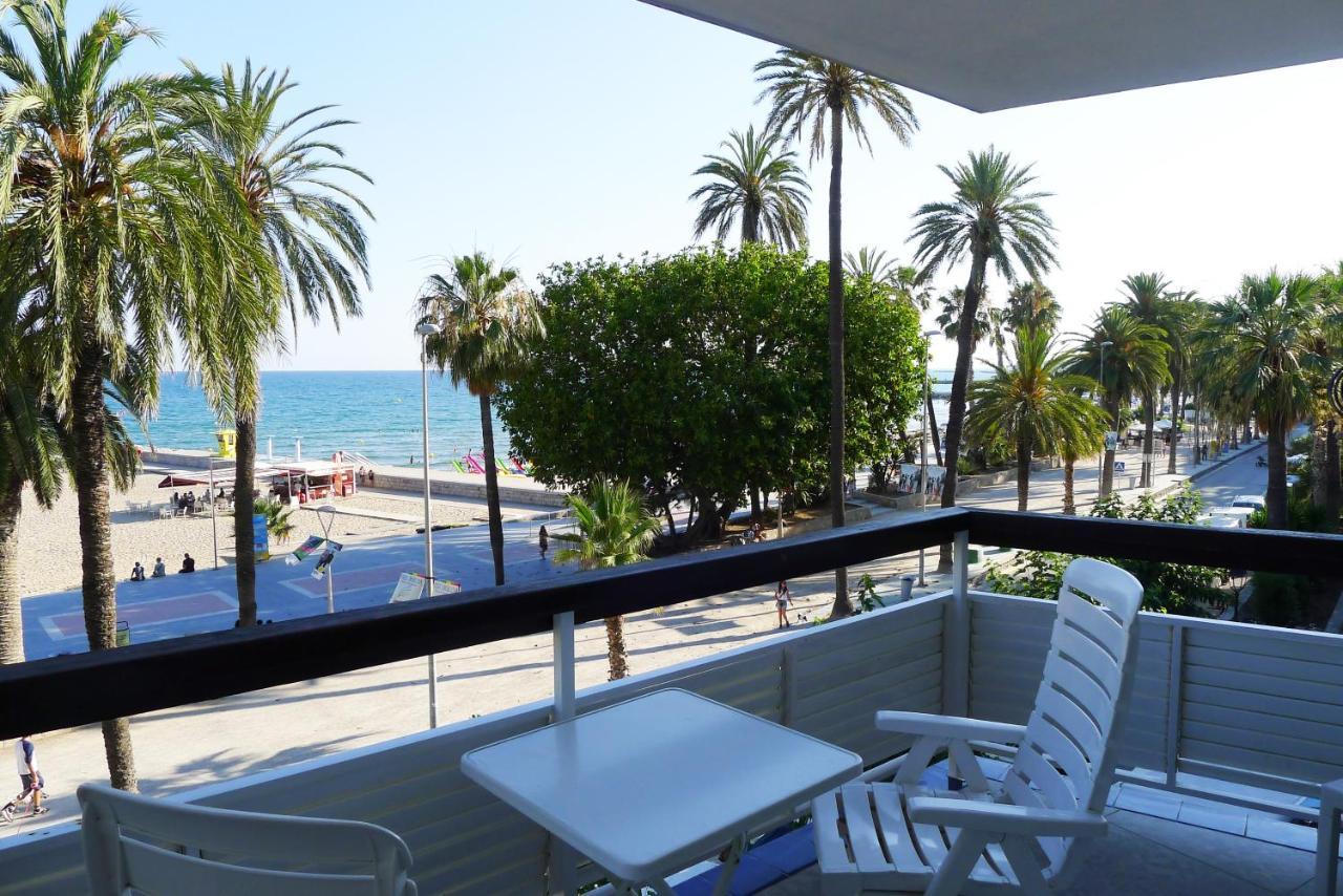 Fragata Beach Seaview Sitges Exterior photo